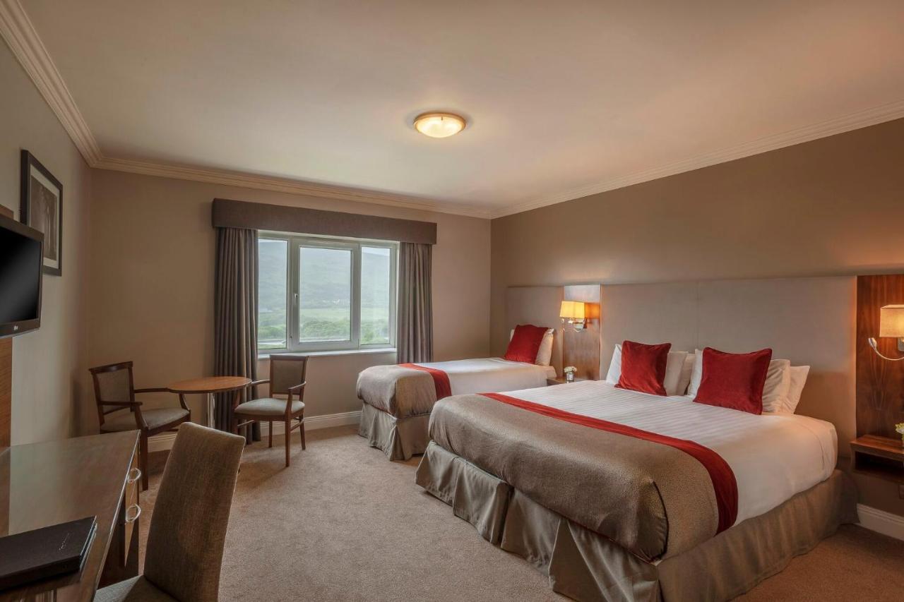 Carrickdale Hotel & Spa Dundalk Bagian luar foto