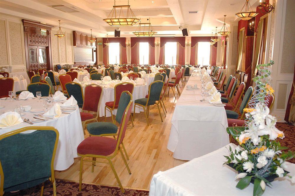 Carrickdale Hotel & Spa Dundalk Bagian luar foto