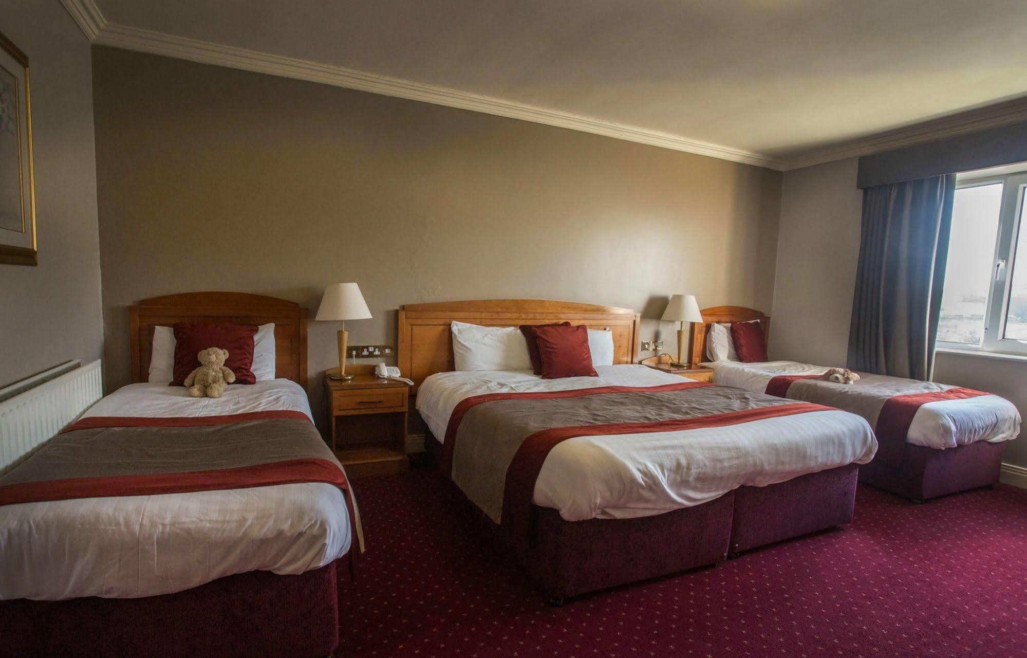 Carrickdale Hotel & Spa Dundalk Bagian luar foto