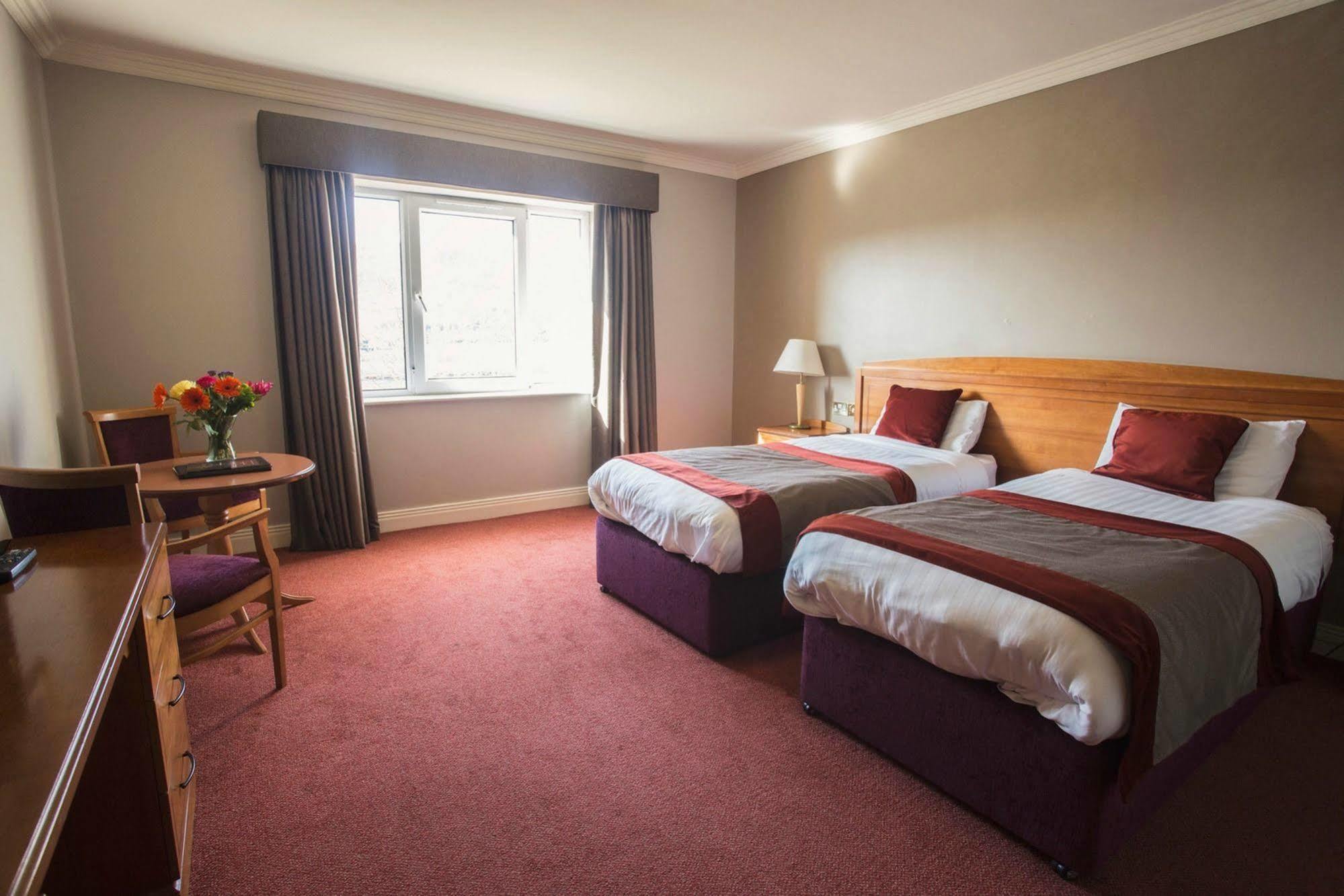 Carrickdale Hotel & Spa Dundalk Bagian luar foto
