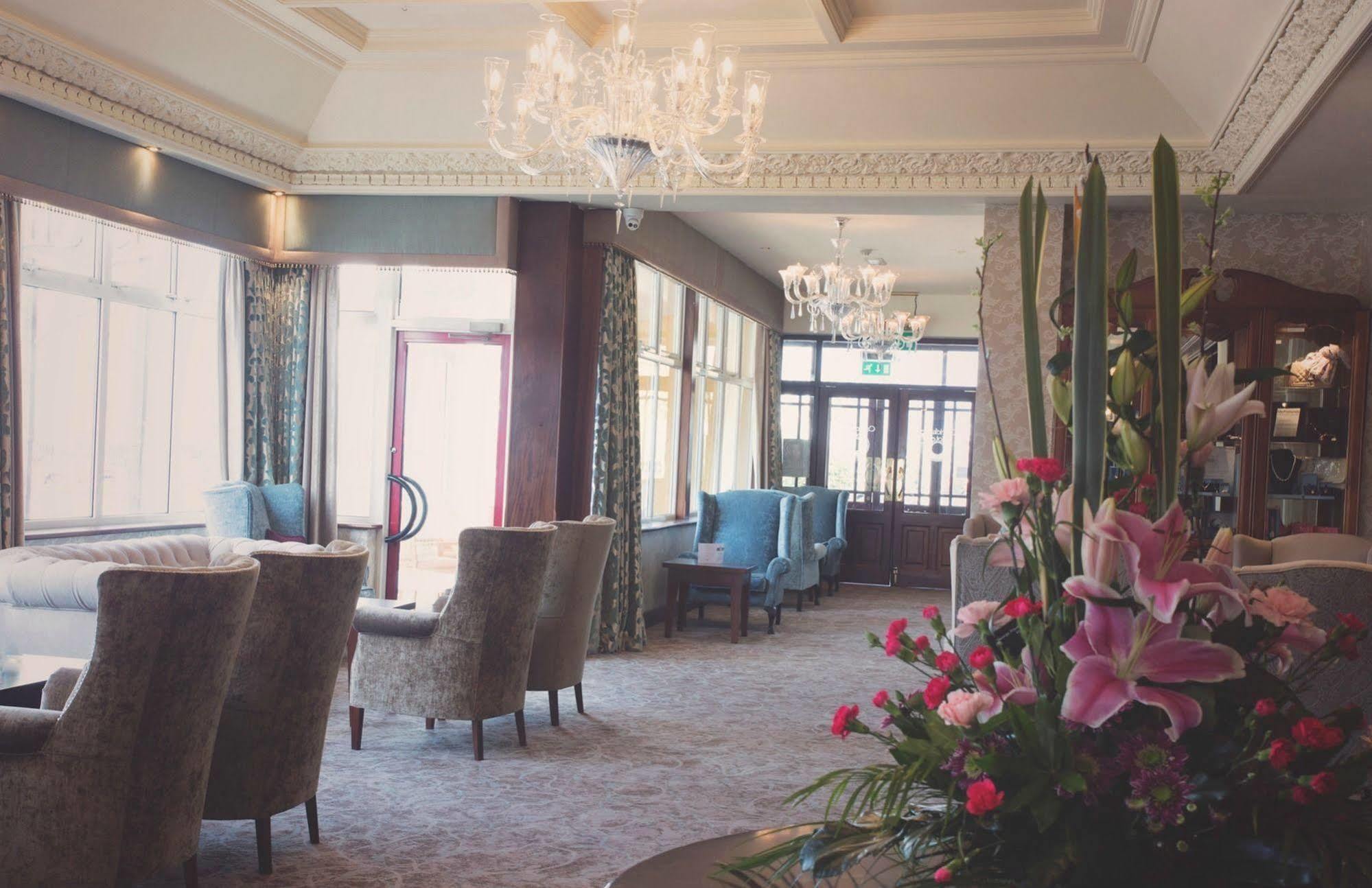 Carrickdale Hotel & Spa Dundalk Bagian luar foto
